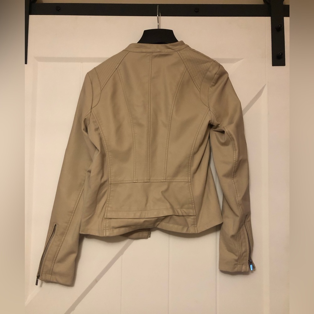 Express Jacket - image 2